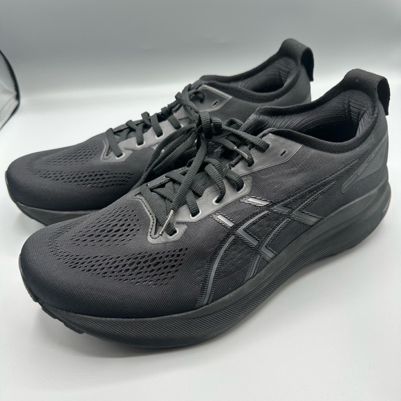 Asics Men's Gel-Kayano 31. Black - Picture 1 of 8
